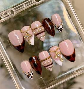 Pink Elegance custom acrylic nail set — handmade press-on nails
